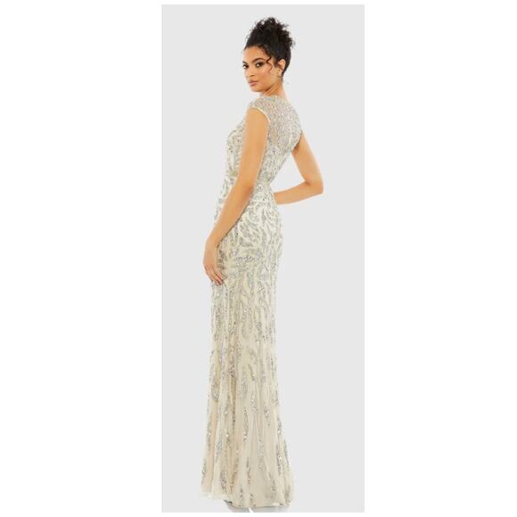 NWT Mac Duggal 5532 Embellished Illusion Cap Sleeve Column Gown Size 4 - Picture 2 of 14